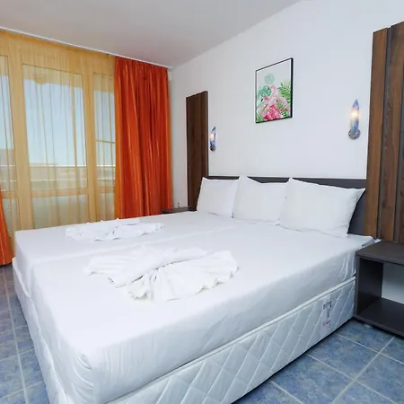 Arsenal Hotel