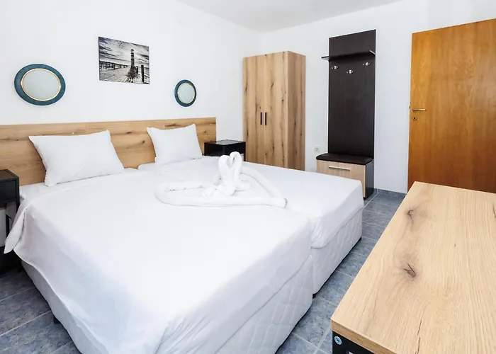 Arsenal Ξενοδοχείο Νεσέμπαρ