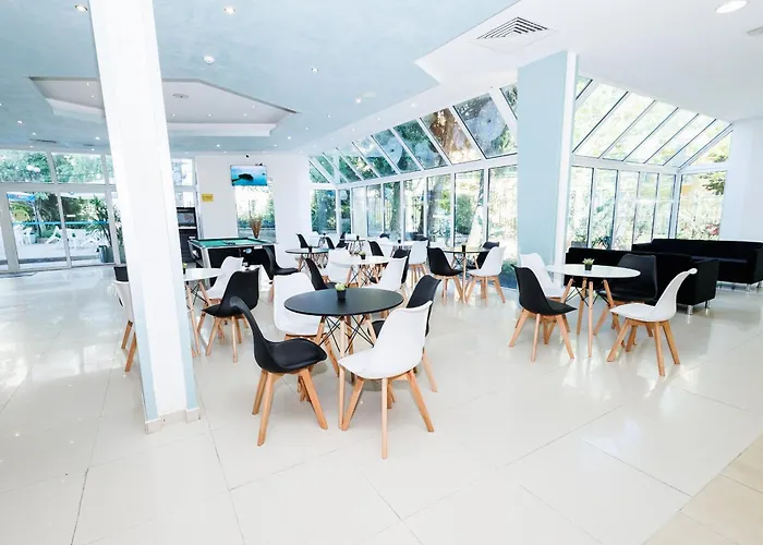 Ξενοδοχείο Arsenal 2*